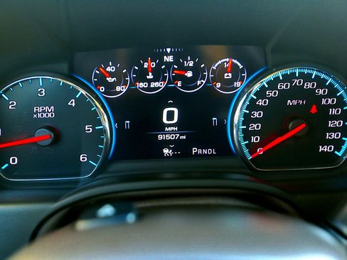 Used 2017 GMC Yukon XL Denali w/ Open Road Package image 7