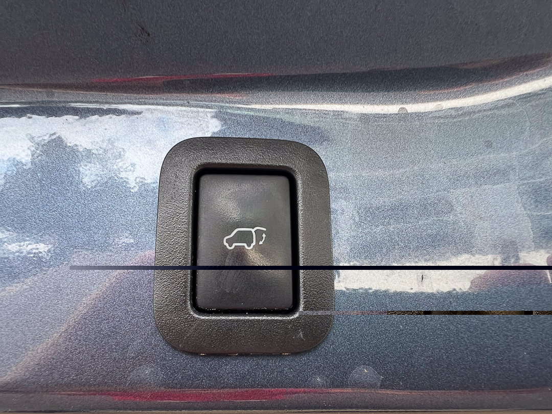 Used 2021 Toyota Highlander Platinum AWD/4WD image 12