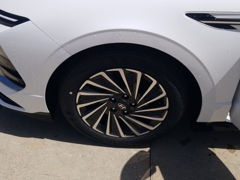 New 2026 Hyundai Sonata SEL FWD image 23