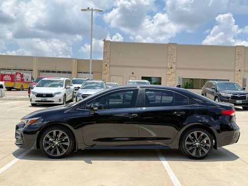 Used 2025 Toyota Corolla SE FWD image 7