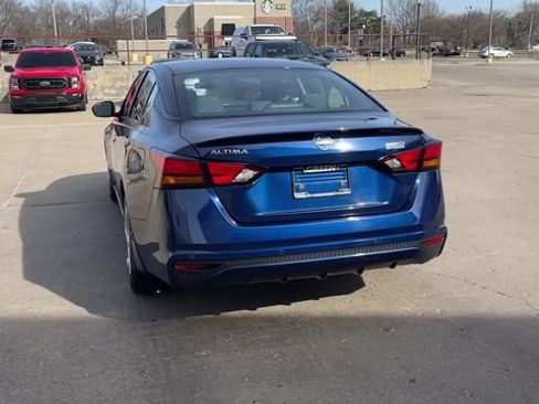 Used 2023 Nissan Altima 2.5 S image 7