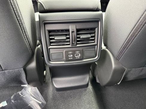 New 2026 Subaru Outback Premium w/ Premium/Limited Package 2 AWD/4WD image 28