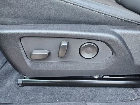 New 2026 GMC Canyon Elevation w/ Convenience Package image 16