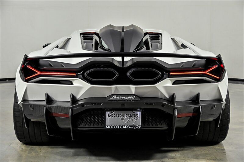 Used 2024 Lamborghini Revuelto AWD/4WD image 35