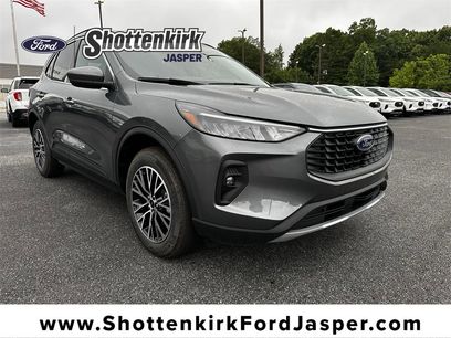 New 2025 Ford Escape SE