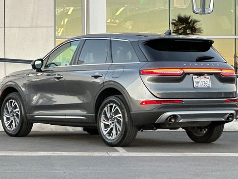 Used 2023 Lincoln Corsair FWD w/ Equipment Group 101A image 5