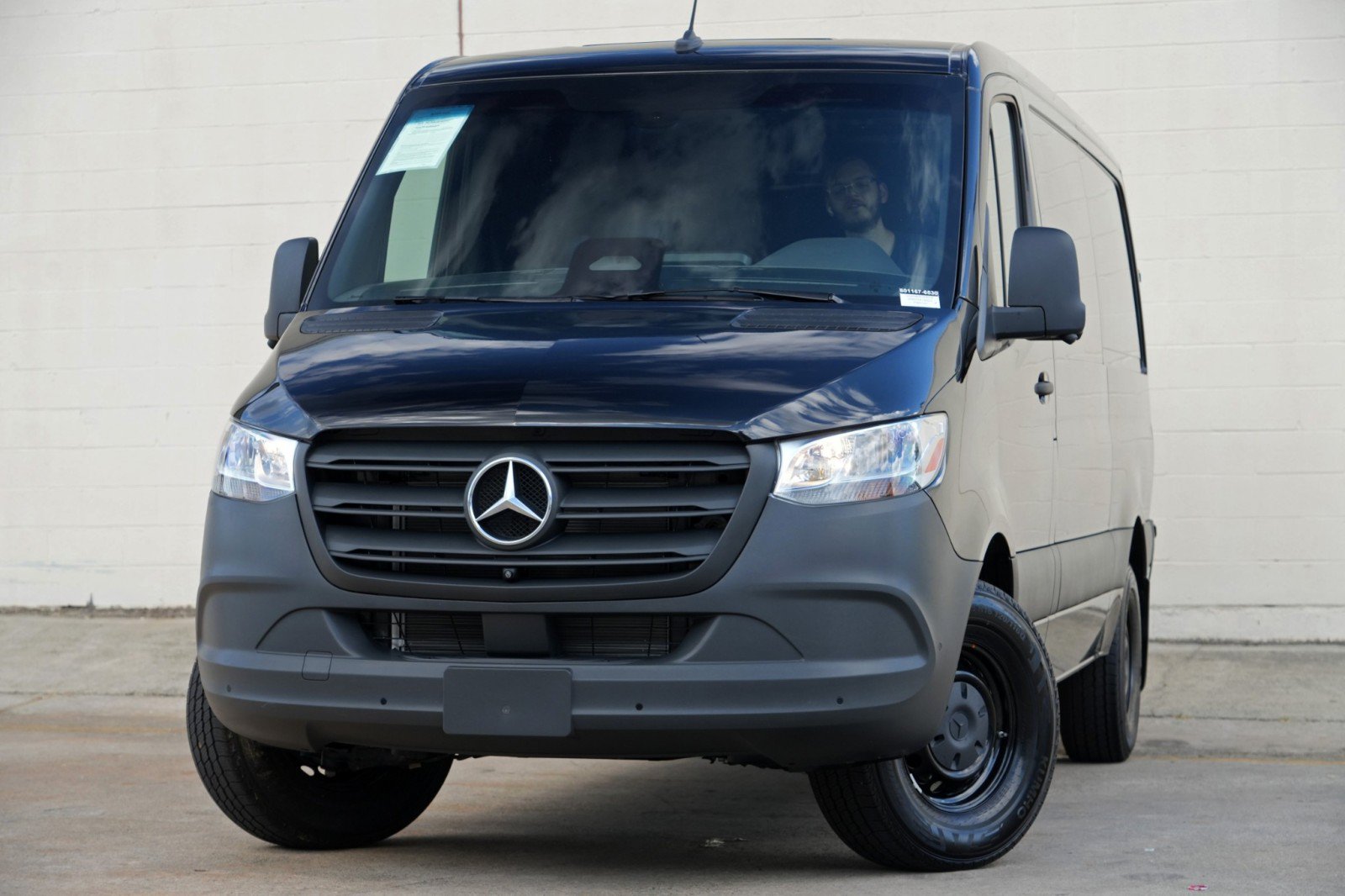 Used 2026 Mercedes-Benz Sprinter 2500 image 3