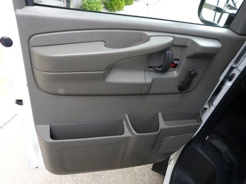 Used 2007 Chevrolet Express 3500 w/ School Bus Package RWD image 33