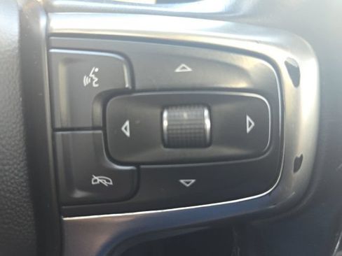 Used 2021 Chevrolet Silverado 1500 LT Trail Boss w/ Convenience Package II AWD/4WD image 24