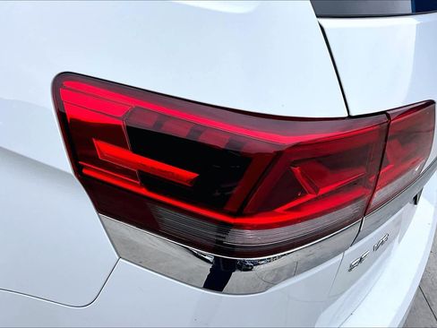 Used 2023 Volkswagen Atlas SE image 29