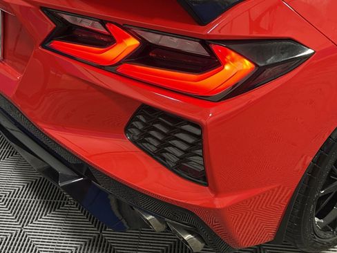 Used 2022 Chevrolet Corvette Stingray Convertible w/ Z51 Performance Package image 42