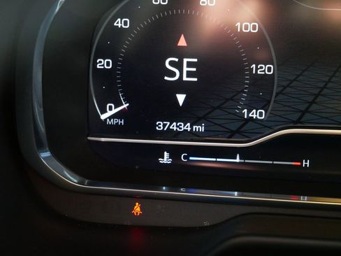 Used 2023 GMC Yukon AT4 w/ Max Trailering Package image 27