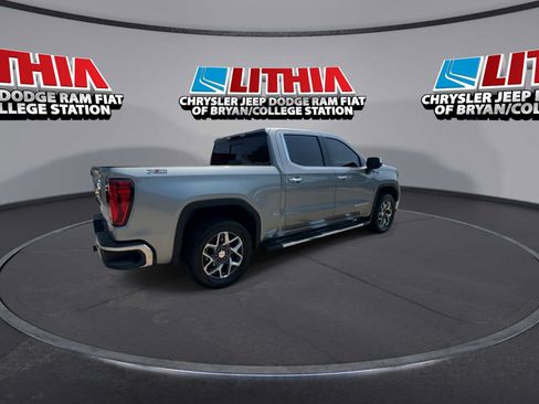 Used 2023 GMC Sierra 1500 SLT w/ SLT Premium Plus Package AWD/4WD image 8