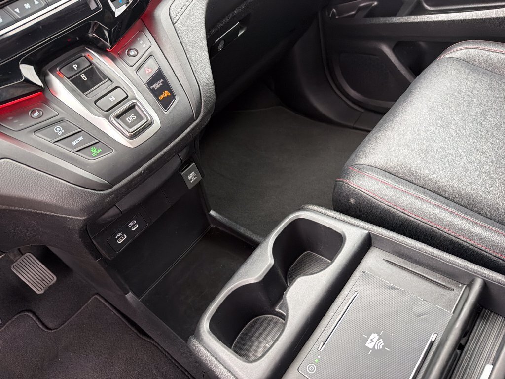 Used 2025 Honda Odyssey Sport-L image 23