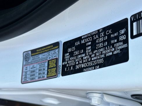 Used 2025 Kia K4 GT-Line Turbo image 27