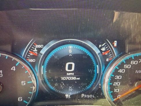 Used 2019 GMC Yukon Denali w/ Denali Ultimate Package RWD image 2