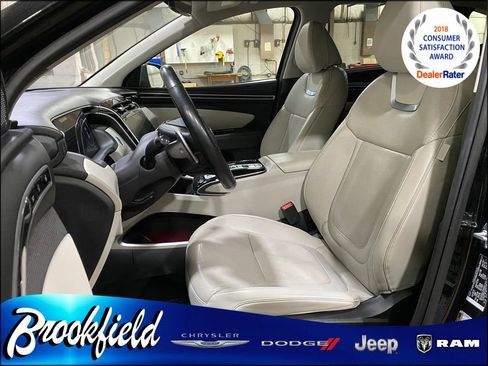Used 2024 Hyundai Tucson Limited image 16