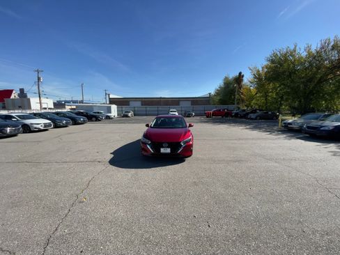 Used 2024 Nissan Sentra SV image 16