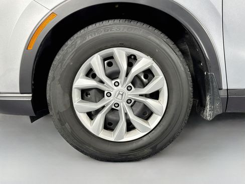 Certified 2025 Honda CR-V LX image 29