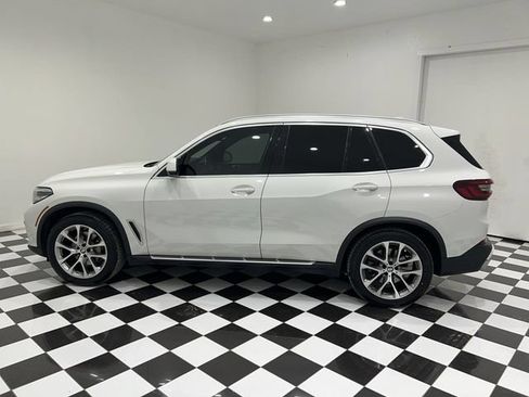 Used 2021 BMW X5 xDrive40i w/ Convenience Package AWD/4WD image 2