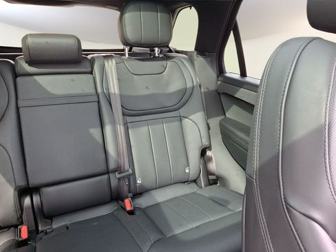 Certified 2025 Land Rover Range Rover Sport SE AWD/4WD image 7