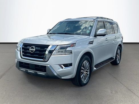 Used 2023 Nissan Armada SL w/ Captain's Chairs Package RWD image 3