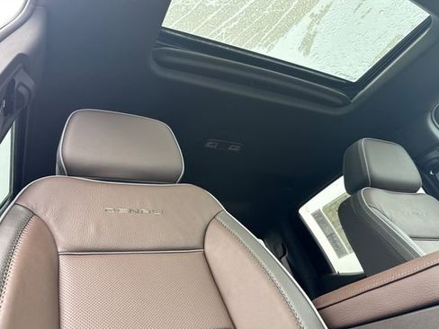 New 2026 GMC Sierra 1500 Denali w/ Denali Reserve Package image 18