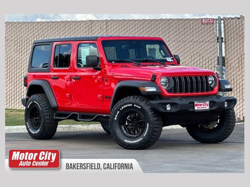 Used 2025 Jeep Wrangler Unlimited Sport AWD/4WD image 1