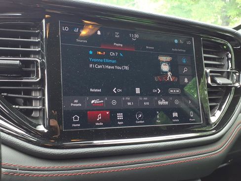 Used 2024 Dodge Durango GT AWD/4WD image 12
