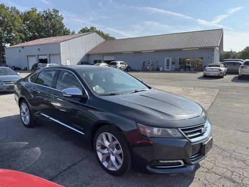 Used 2014 Chevrolet Impala LTZ FWD image 4