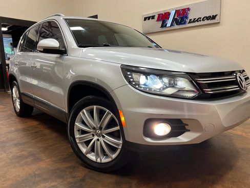 Used 2016 Volkswagen Tiguan SE FWD image 38