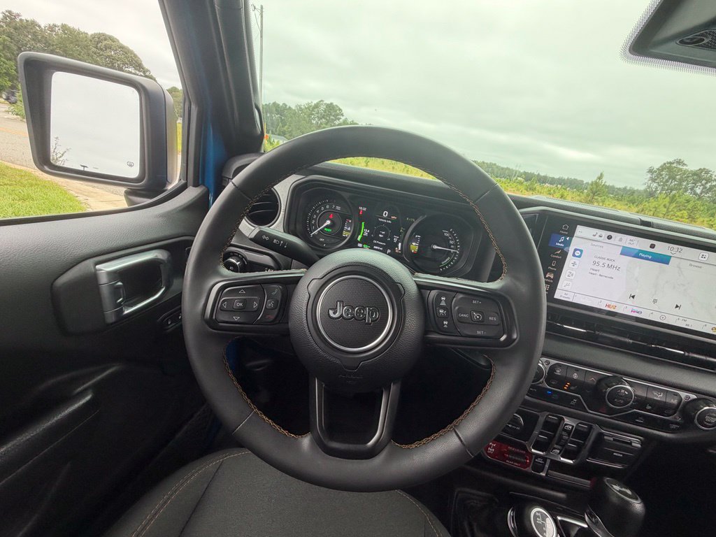Used 2024 Jeep Wrangler Unlimited AWD/4WD image 22