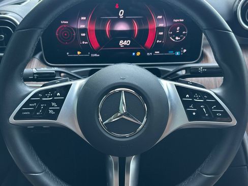 Used 2025 Mercedes-Benz C 300 4MATIC Sedan image 22