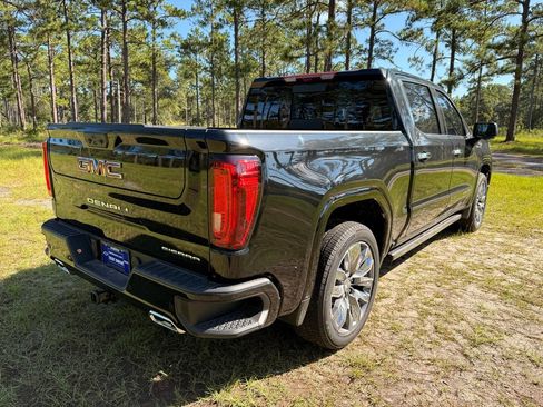 New 2026 GMC Sierra 1500 Denali w/ Denali Reserve Package AWD/4WD image 8