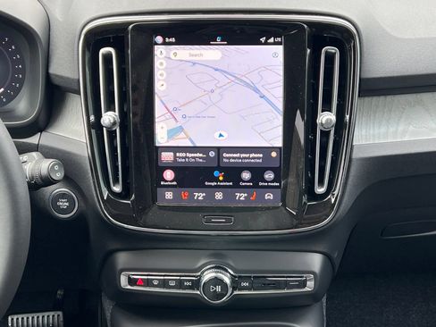 New 2026 Volvo XC40 B5 Core w/ Protection Package Premier AWD/4WD image 21