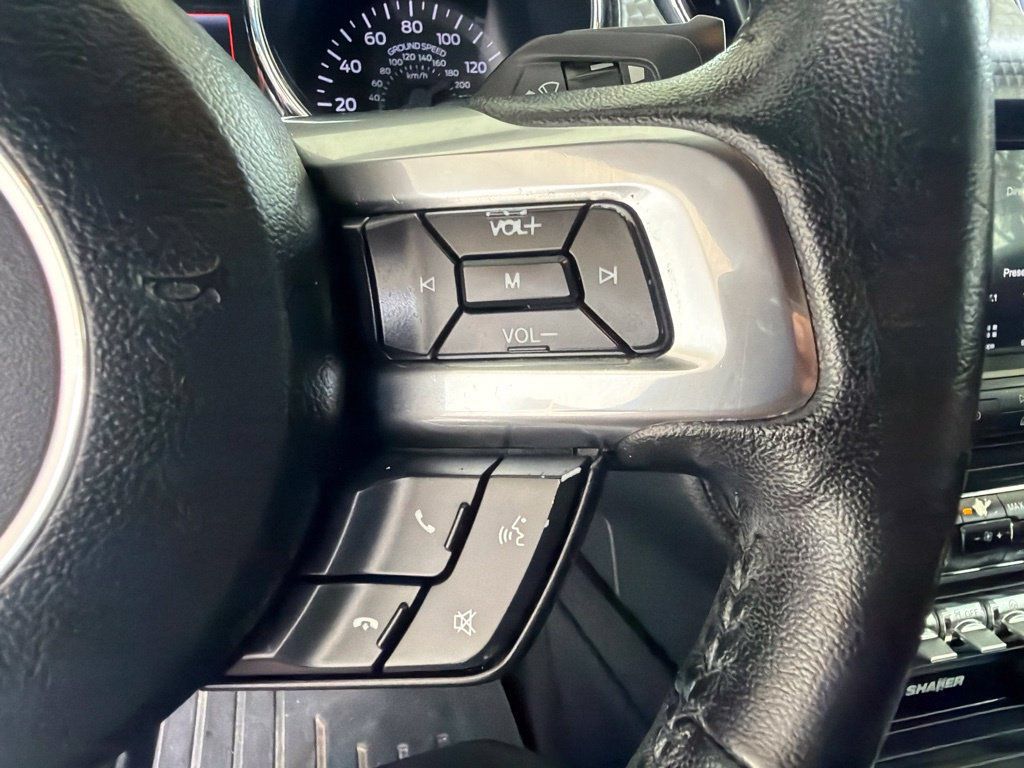 Used 2017 Ford Mustang GT Premium RWD image 39