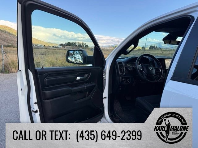 Used 2025 RAM 1500 Warlock AWD/4WD image 13