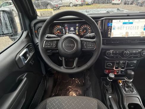 New 2026 Jeep Gladiator Mojave image 17