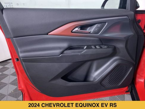 Certified 2024 Chevrolet Equinox EV RS AWD/4WD image 19