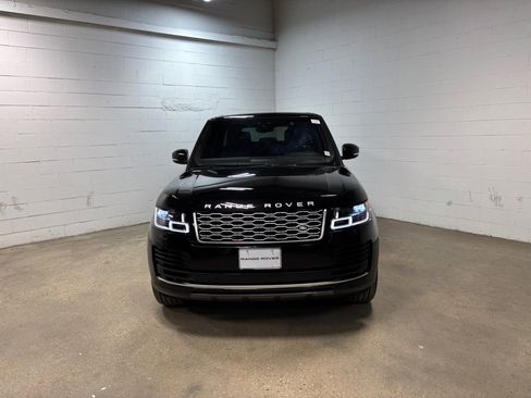 Used 2022 Land Rover Range Rover Westminster Edition image 3