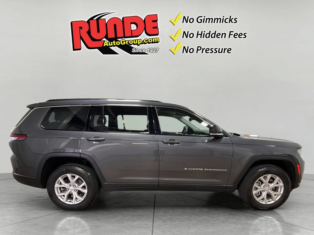 Used 2023 Jeep Grand Cherokee L Limited AWD/4WD image 7