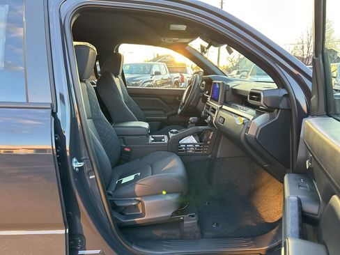 New 2026 Toyota Tacoma 4x4 Double Cab image 9
