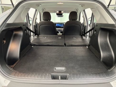 Used 2024 Hyundai Kona SEL FWD image 36