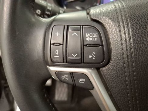 Used 2015 Toyota Highlander Plus image 22