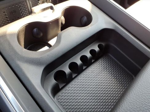 New 2026 RAM 2500 Laramie AWD/4WD image 33