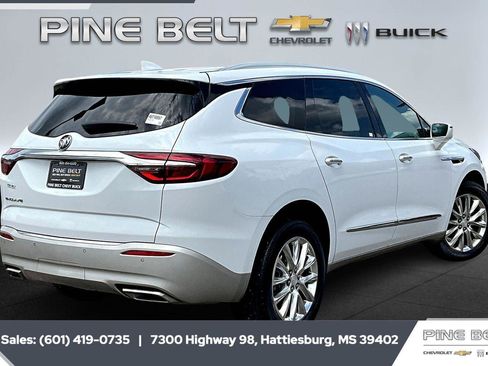 Certified 2020 Buick Enclave Essence image 11