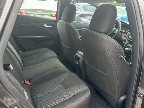 Used 2015 Dodge Dart SXT FWD image 16
