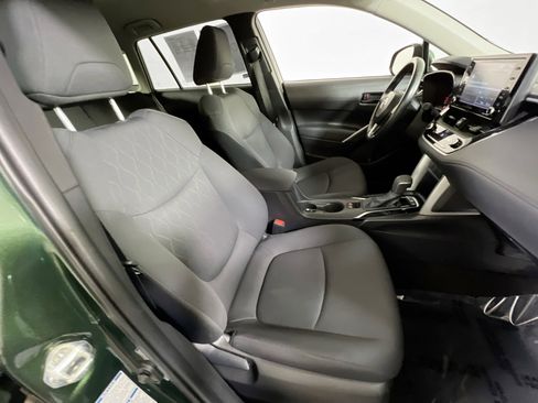 Used 2022 Toyota Corolla Cross LE w/ Black Badges Package (TMS) AWD/4WD image 25