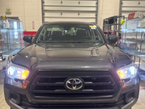 Used 2020 Toyota Tacoma SR image 1