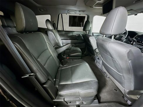 Used 2020 Honda Pilot Elite image 11